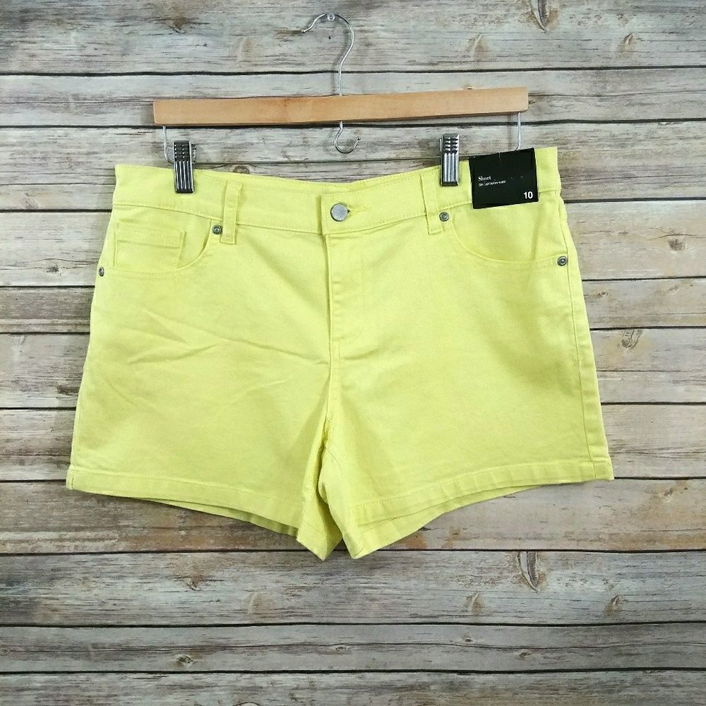 New York & Co. Denim Yellow Shorts Size 10 New